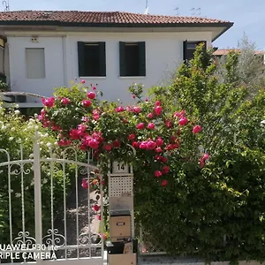 https://casa-bianca-venice.hotelinveneto.com